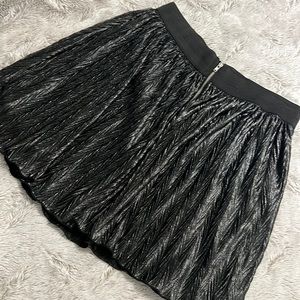 Sparkle and fade metallic/shimmer zip up skirt